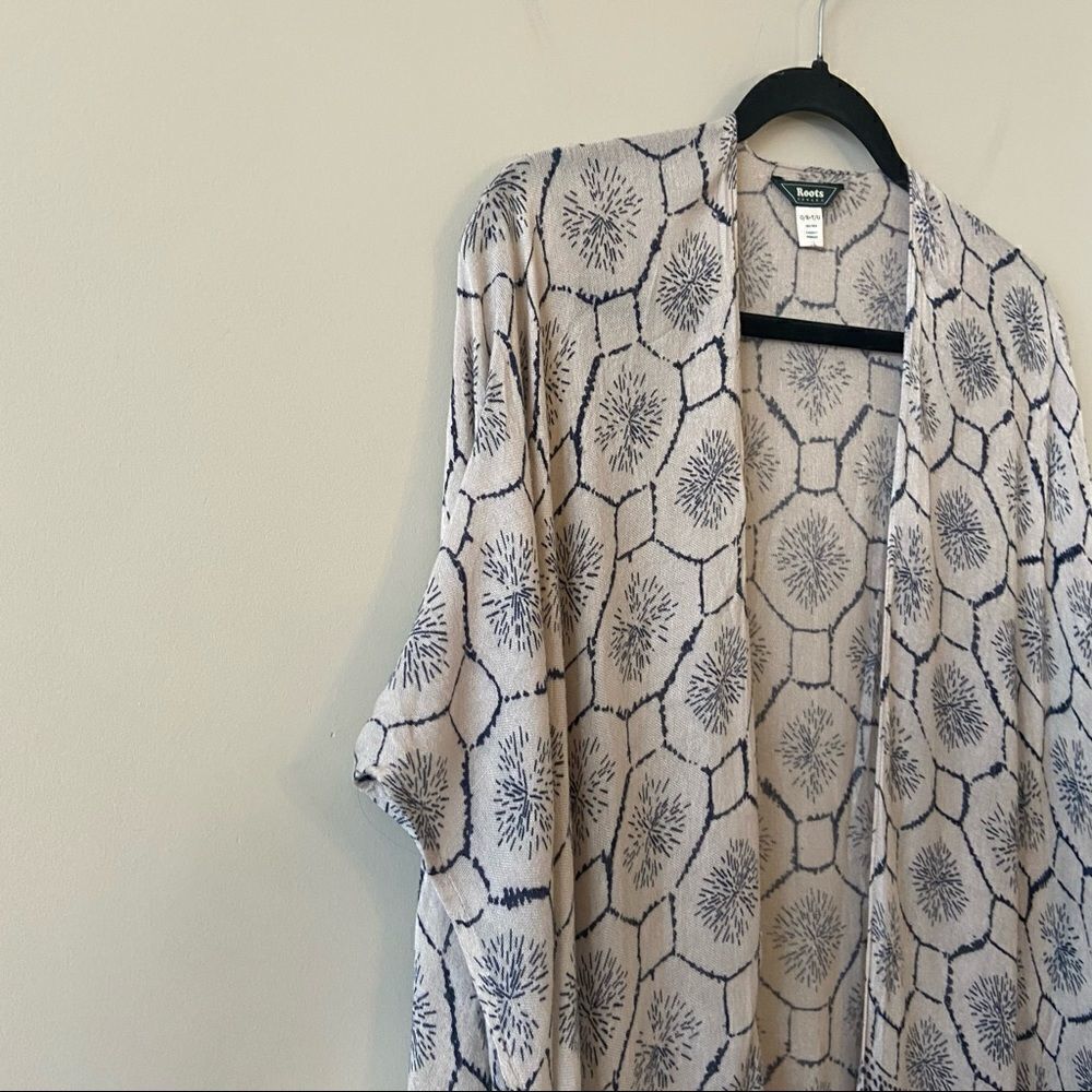 Roots-east Coast Wanderlust Fringe Lightweight Kimono (O/S) - Picture 5 of 10